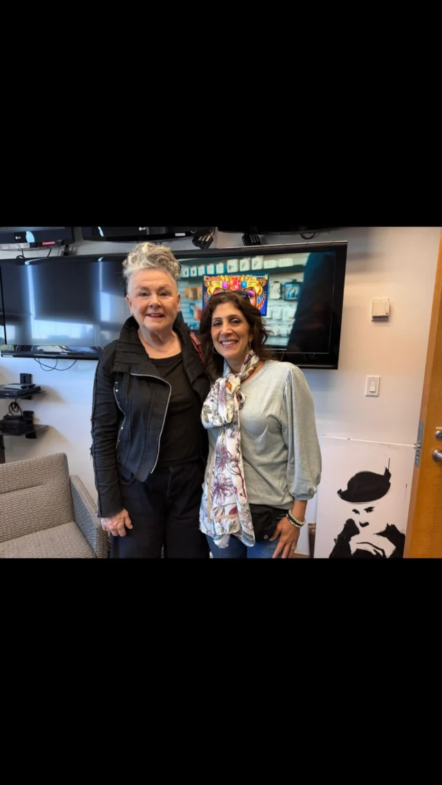 A huge thank you to the incomparable @officialmarywalsh for getting up extra early to join @jenniferhsiungtv on @cp24breakfast and talk about the special @the_offa_ca Friday Night Gala Screening of Dancing With The Elephants.It’s a beautiful, heartwarming, and surprisingly funny film, and we highly recommend grabbing your besties and checking it out when it hits theatres.Thank you again to Mary for making the time and helping us keep the secret😉#frontdoorpr #marywalsh #interview #cp24 #television